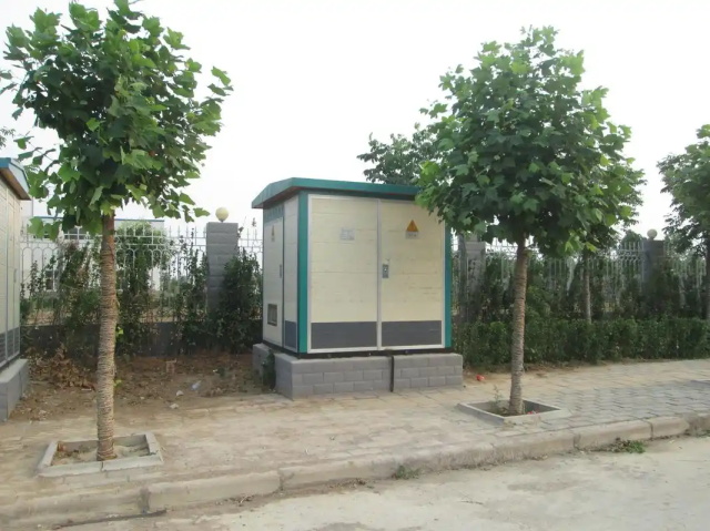 富拉尔基1000KVA欧式箱式变压器